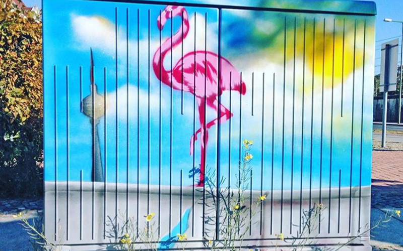 Berlinstreetartguide zeigt Flamingo Graffiti